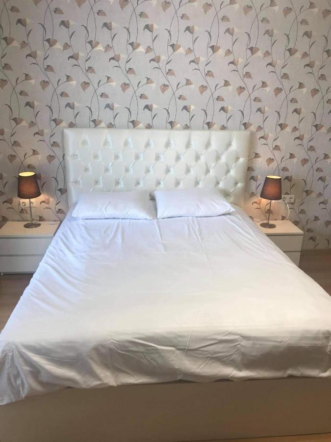 Apartment Sea Tower Khimshiashvili 15 バトゥーミ エクステリア 写真