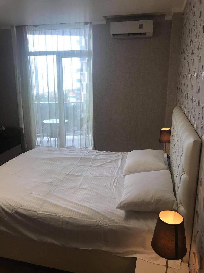Apartment Sea Tower Khimshiashvili 15 バトゥーミ エクステリア 写真
