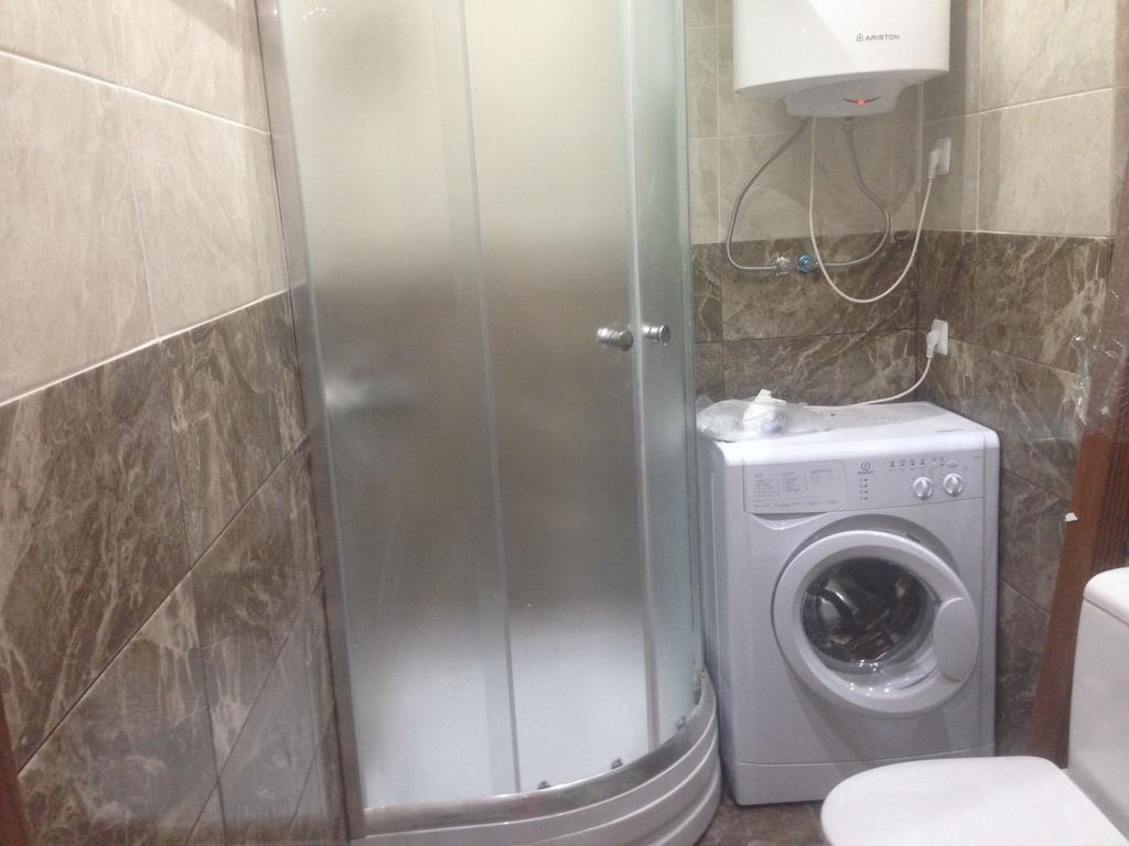 Apartment Sea Tower Khimshiashvili 15 バトゥーミ エクステリア 写真